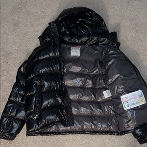 Moncler Maya Hooded Puffer Down Jacket size 4 (Large)